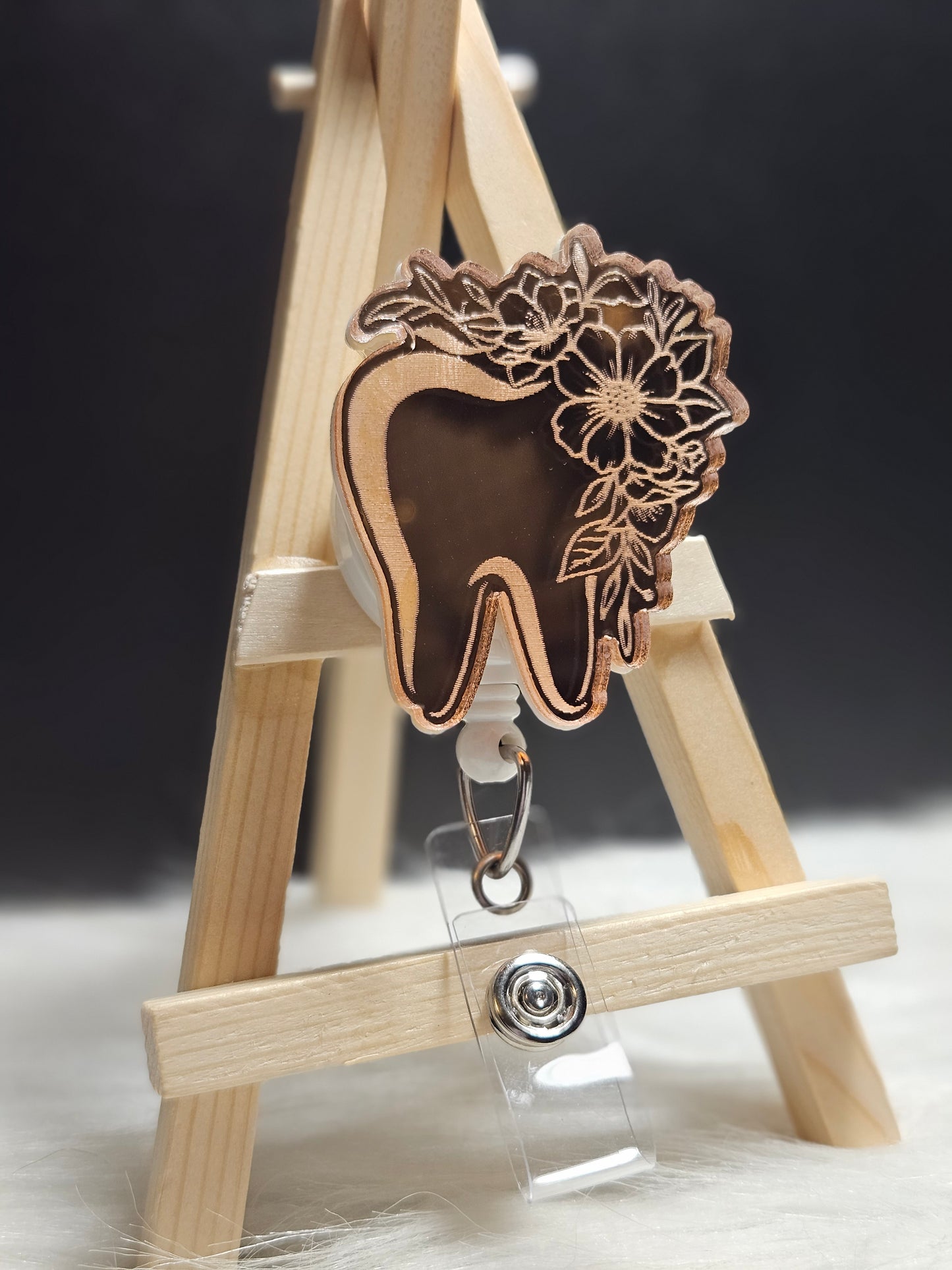 Mirrored Badge Reels